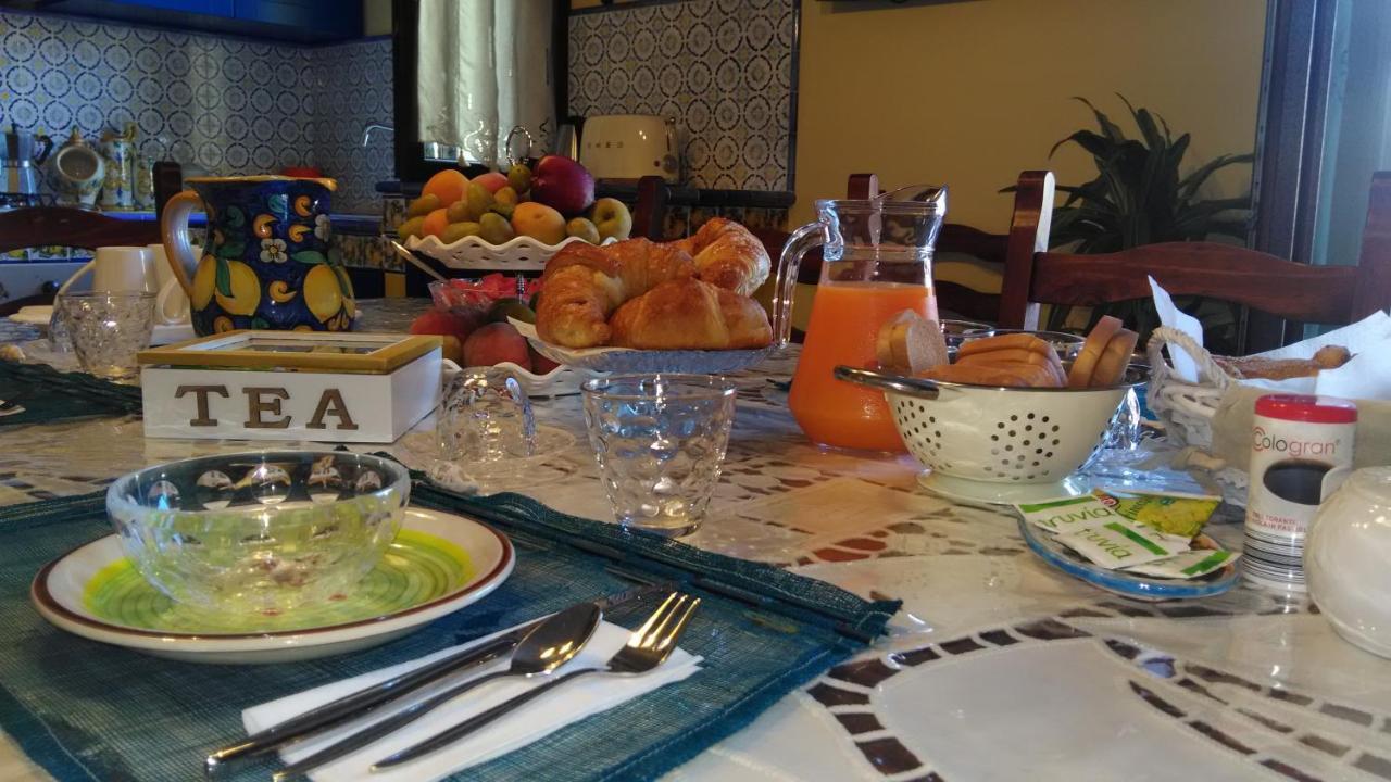 La Maiolica B&B Balestrate Bagian luar foto